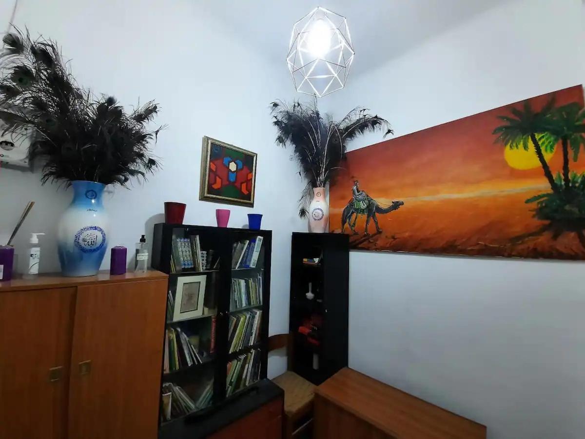 Private Room In A Quiet Apartment In The City Center Milan Exterior photo